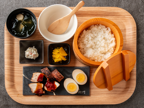 おおさかうまいもん食堂　佐海屋