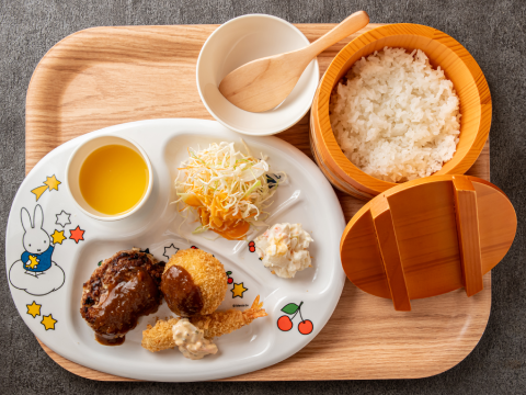 おおさかうまいもん食堂　佐海屋
