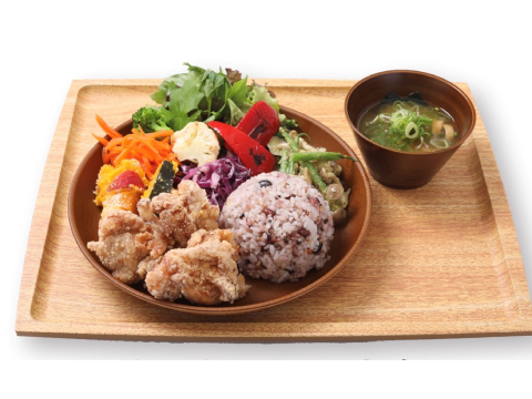 새 0 식당 ✕ tanitacafe