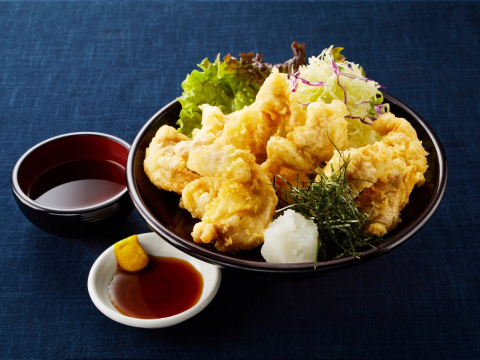 鶏山劇場