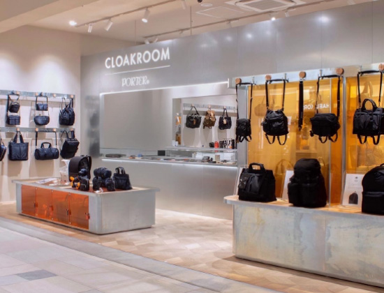 CLOAKROOM by PORTER