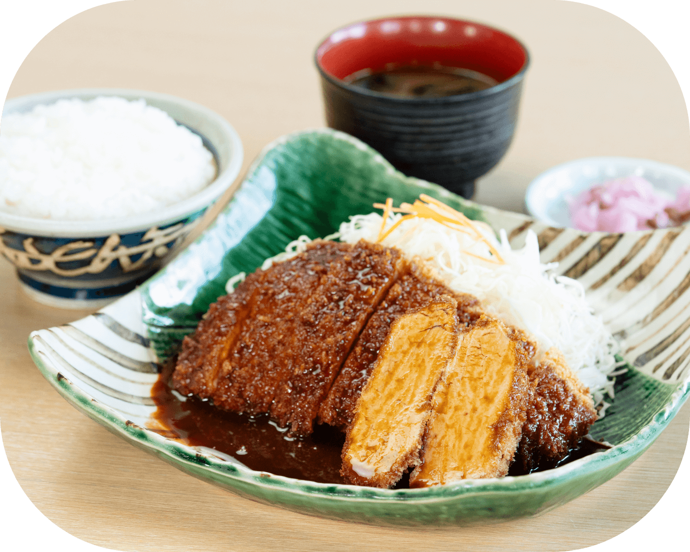 里脊、腰内肉对比品尝定食