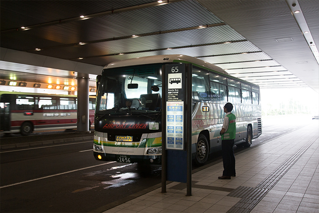12.投票完畢後，出口搭乘65號公車