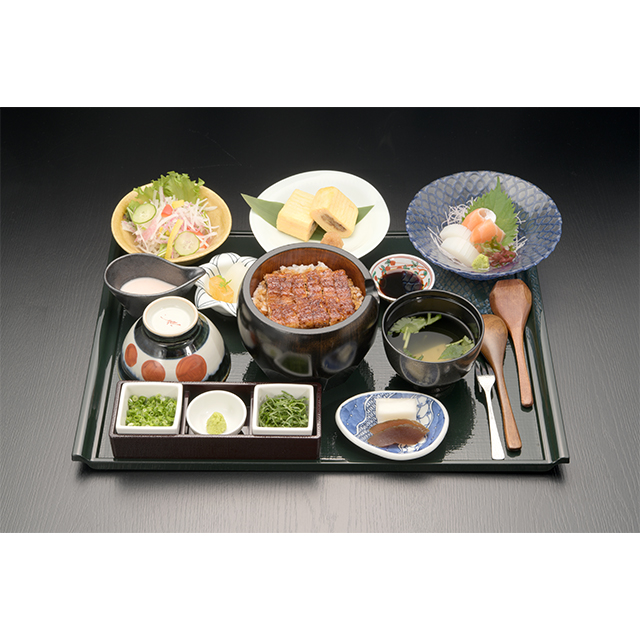 昼御膳さかえ