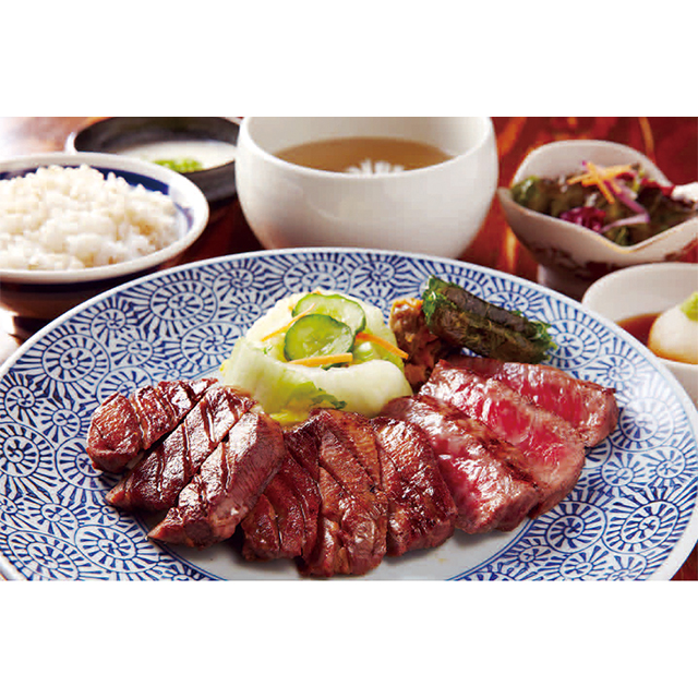 仙台牛たんと黒毛和牛