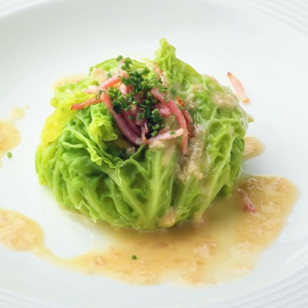 感動を呼ぶ 見た目にも美しい料理を